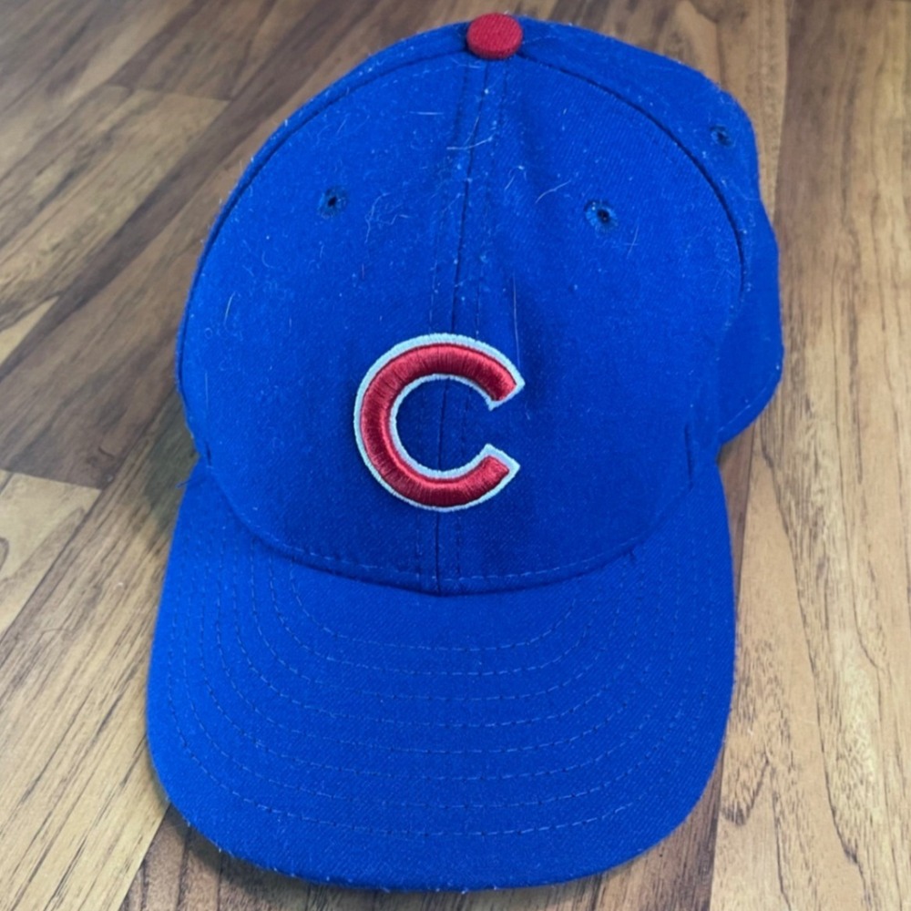 New Era 59FIFTY Chicago Cubs Hat Mens 7 1/8 Blue MLB Authentic On Field Cap